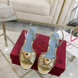 Picture of Valentino Shoes _SKUValentinosz35-40J110820309